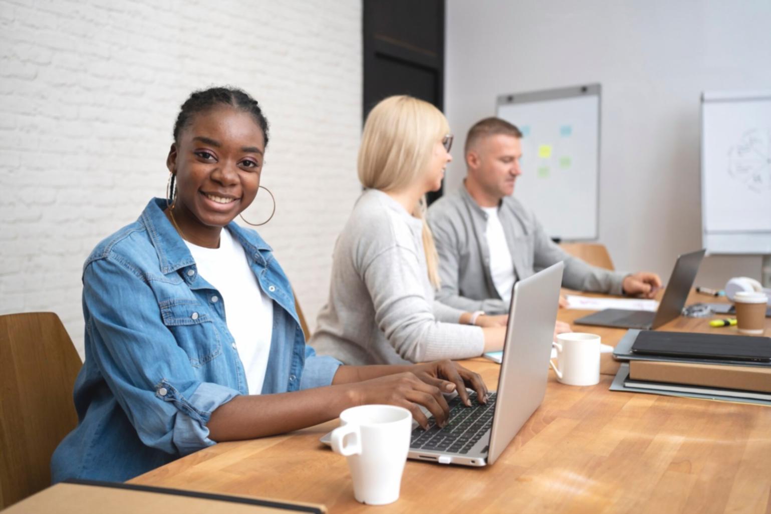 Session de travail collaboratif sur l'optimisation budgétaire